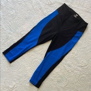 Avia Women’s Black and Blue Leggings 8-10 Medium